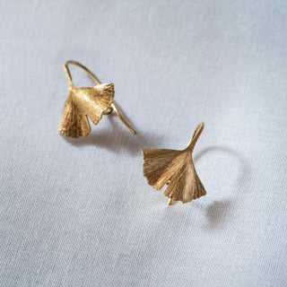 One Dame Lane Ginkgo Earrings Gold