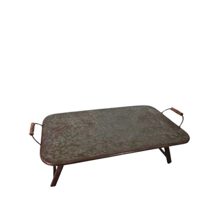 Anticline Tray with Feet