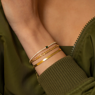 One Dame Lane Ari Gold Bracelet