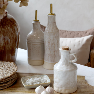 Bottle with Bottle Pourer Cream