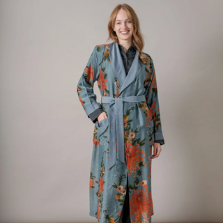 One Hundred Stars Chrysanthemum Grey Gown