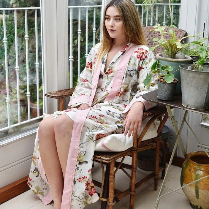 Red and pink Rose floral dressing gown