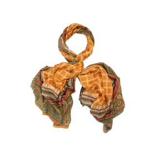 One Hundred Stars Scarf Amulet Gold