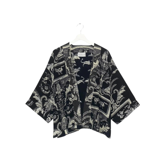 One Hundred Stars Short Crepe Kimono Damask Black