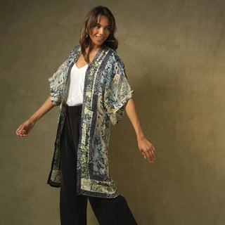 One Hundred Stars Tapestry Sea Collar Kimono