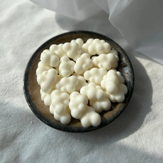 Mamo Wax Melts Honey Amber Vanilla and Oakmoss