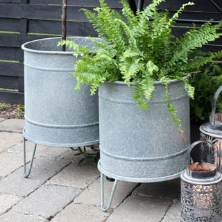 Medium Flower pot cylindrical metal