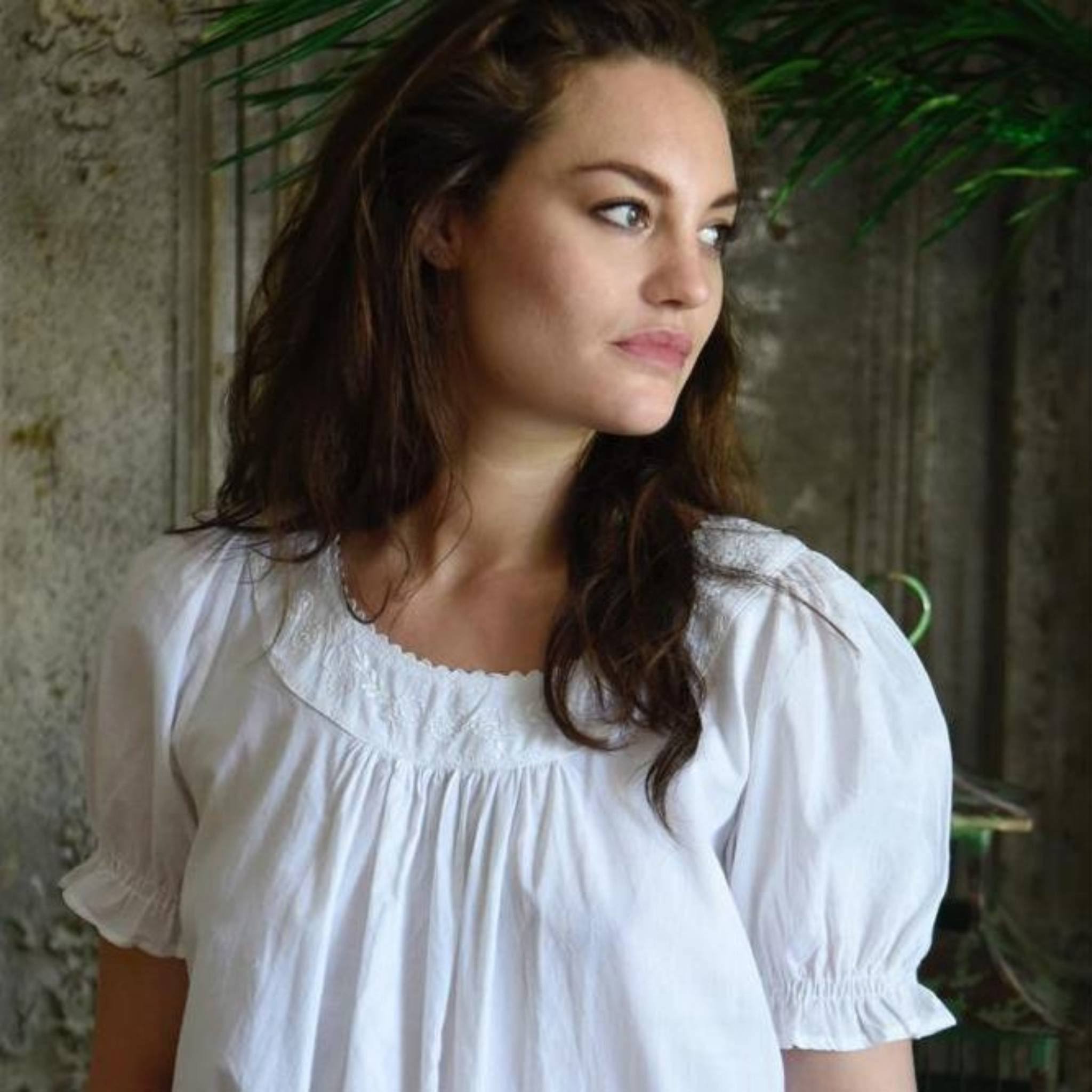 Juliet Round Necked Nightdress